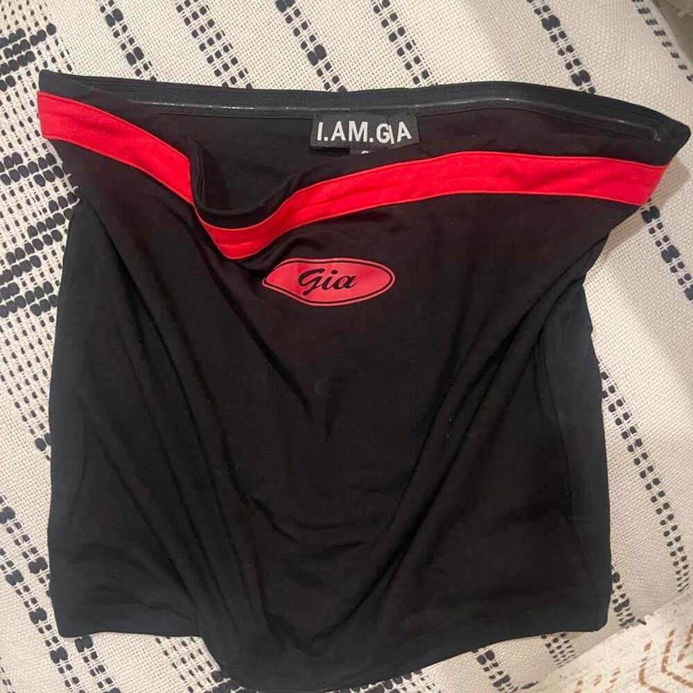 I am gia Women's Black and Red Crop-top - Picture 4 of 6